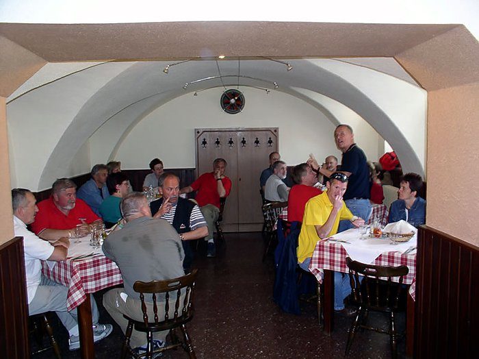 Arbitri na Krasu, 2004
