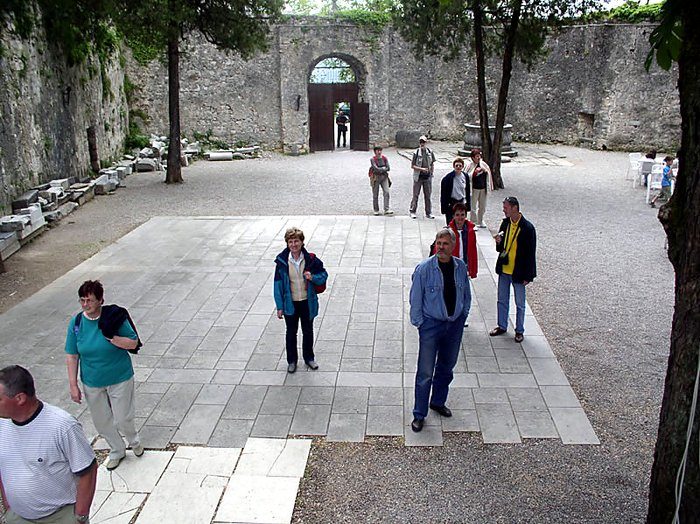 Arbitri na Krasu, 2004