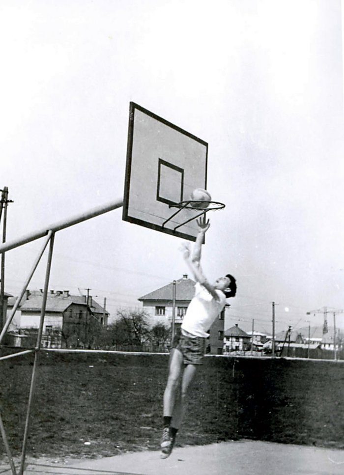 Mitja, 1964