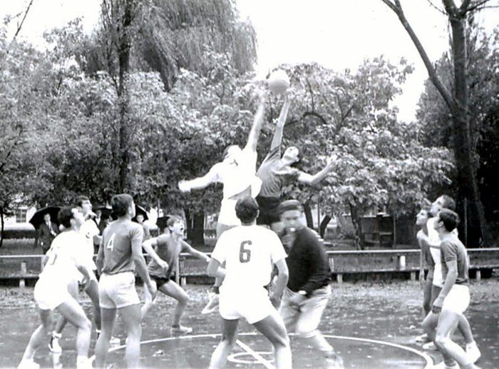 Stadion, tekma, 1968