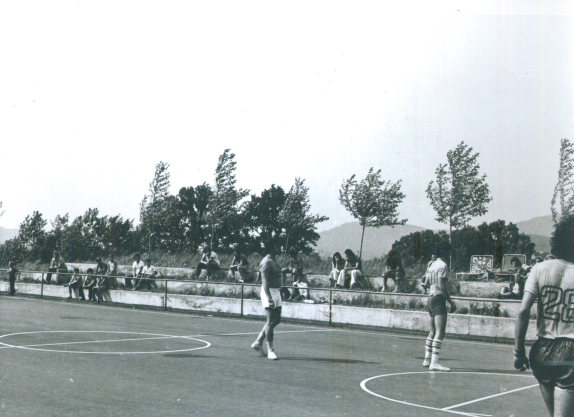 Igra, 24 ur košarke, 1975